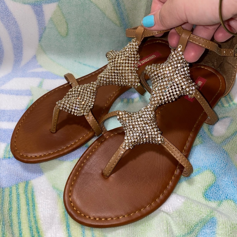 Sandals - Picture 1 of 3